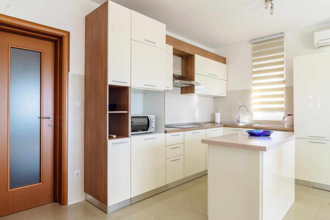 Apartman Niko Kastela Exterior photo