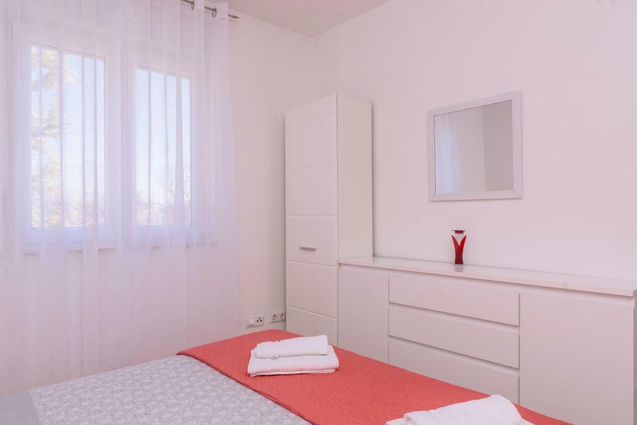 Apartman Niko Kastela Exterior photo